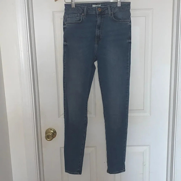 Forever21 Distressed Jeans  - Picture 1 of 4